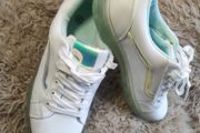 Casual Sneakers size 4-5