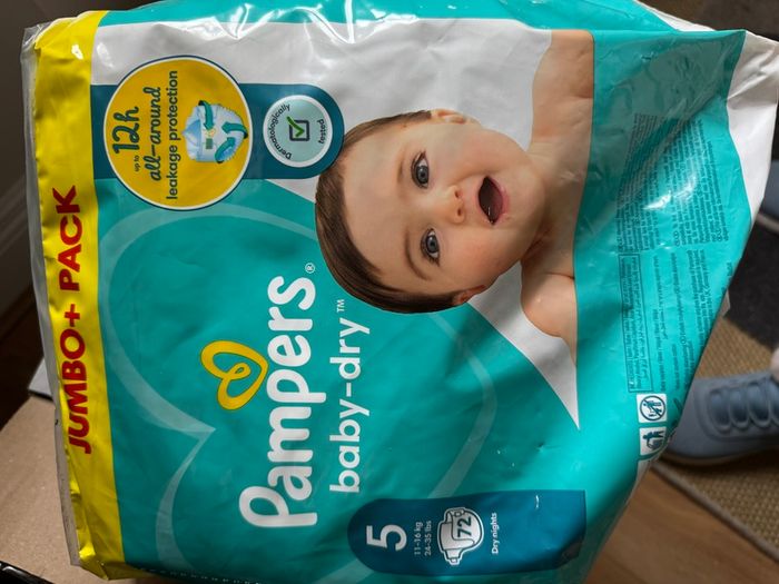 Pampers