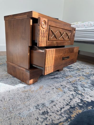 Bedside table