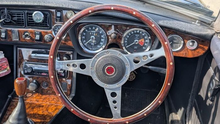 MGB  Coupe - 1973 (Black)