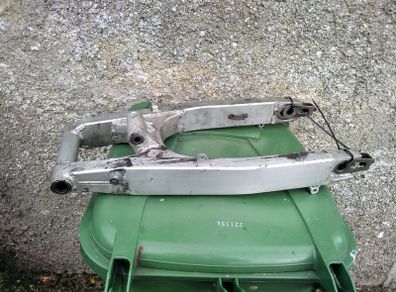 GSXR1100 swingarm