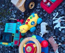 toys