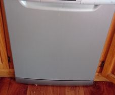 Slightly Faulty Double Oven and Dishwasher