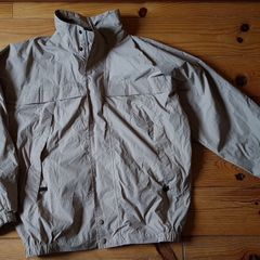 Size S Windbreaker