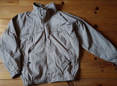 Size S Windbreaker