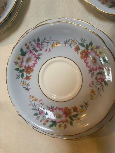 Royal Couldon tea set