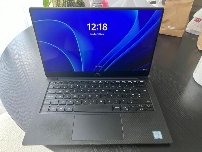 Dell XPS 13 + Dell dock station
