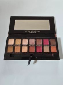 Anastasia Beverly Hills Modern Renaissance Eyeshadow Palette