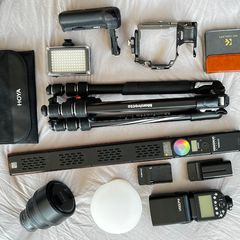 Professional Photography Kit for Sale: Lenses, Lighting and Accessories
