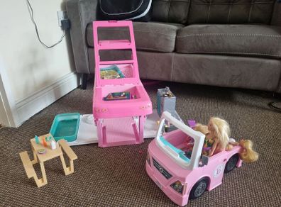 barbie camper van