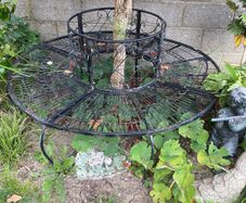 Garden seat for around a tree