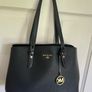 Michael Kors authentic Mel Handbag - like new Image 2
