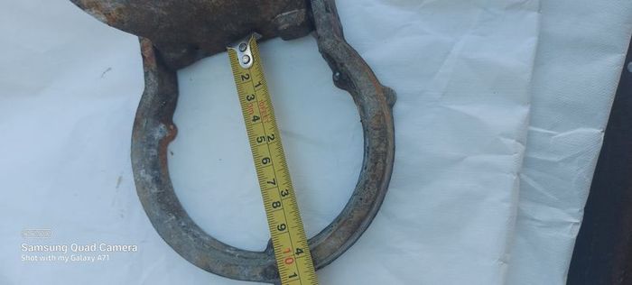 stopcock aluminum water cover with frame,,buyer collects or pays postage,  never used