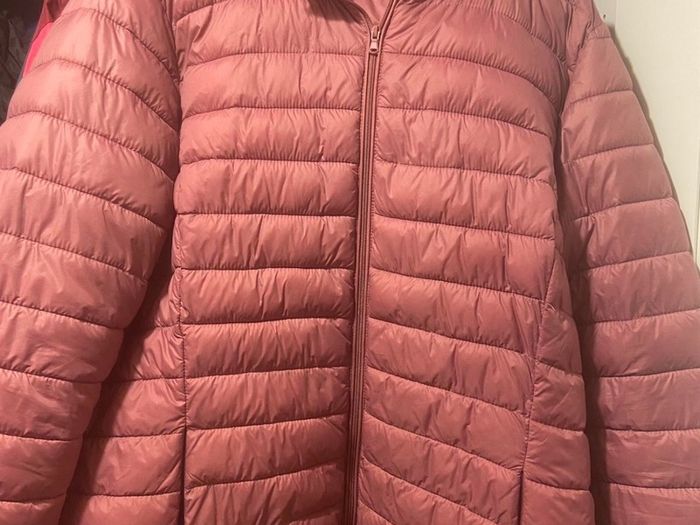 2 Lightweight jackets