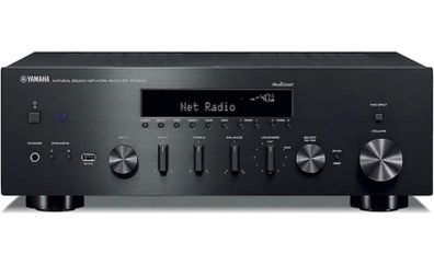 Yamaha Amp & 4 Yamaha Speakers & AV Link