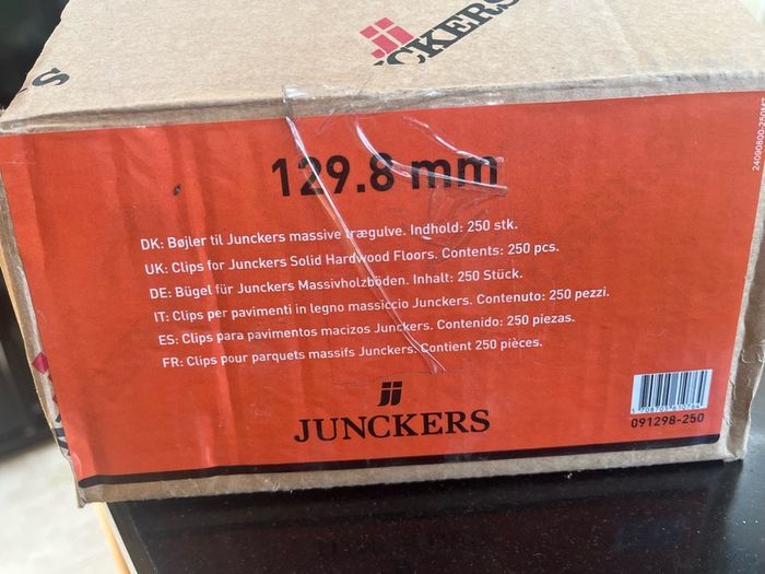 Junckers Flooring clips