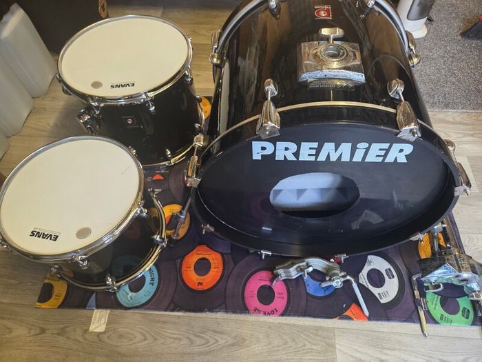 Drum Kit