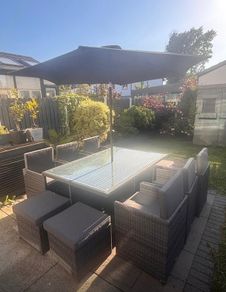 8 Seater Cube Garden Set Rattan with Parasol & Cover Practically Brand New