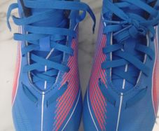 Football boots 5.5