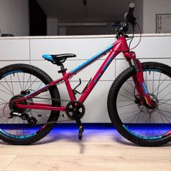 CUBE Access 240 Disc Junior Bike 24 inch (Like New)