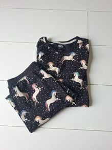 Girls pyjama