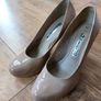 Tamaris beige shoes- size uk 6/ Eur 39 Image 4