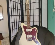 Squier Jazzmaster XII
