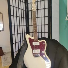 Squier Jazzmaster XII