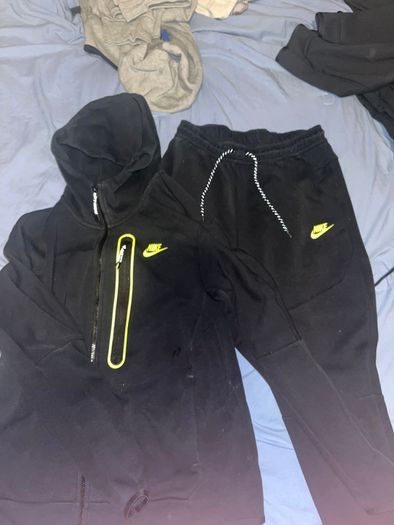 Nike tech fleece tracksuit