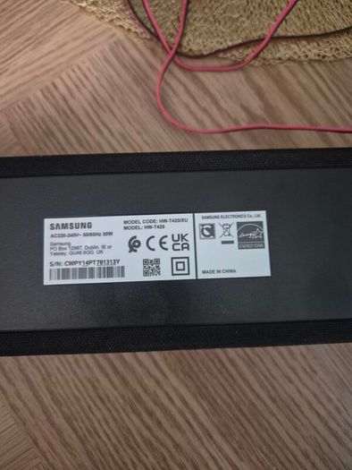 Samsung T420 Subwoofer, Soundbar and remote