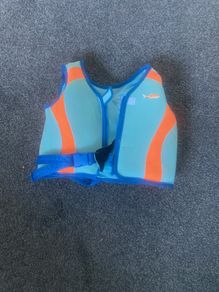 swimming vest
