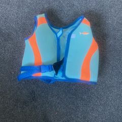 swimming vest