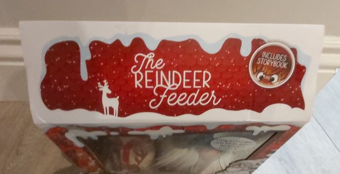 Reindeer Feeder Christmas Santa Toy - For Sale