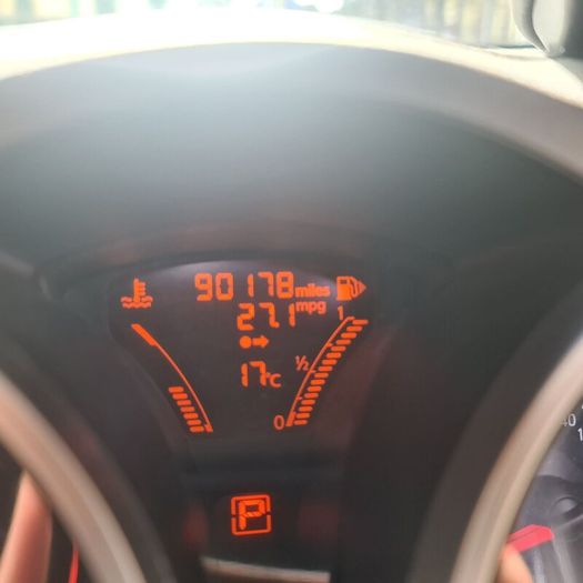 2014 Nissan Juke Automatic with fresh Tax and NCT