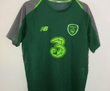 ireland football jersey