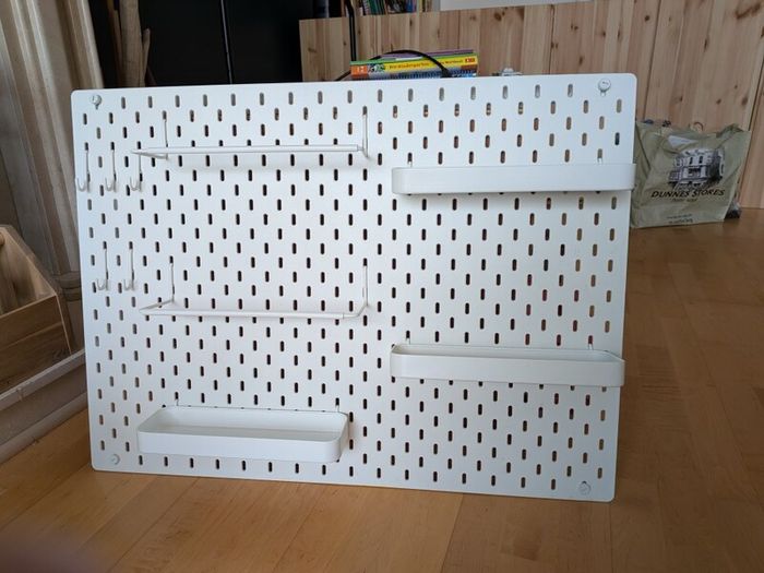 Ikea SKADIS PegBoard 76x56cm