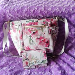 NEW - Liz Claiborne Handbag set