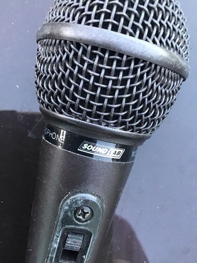 2 quality microphones