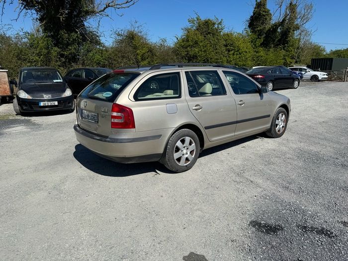 Skoda Octavia 1.6ltr petrol Automatic