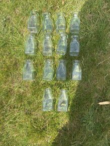 Free 14 Small bud flower vases