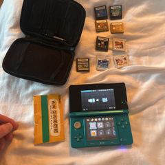 Nintendo 3DS blue