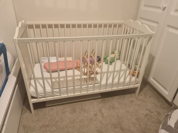 IKEA SUNDVIK Cot Bed Converts to Toddler Bed