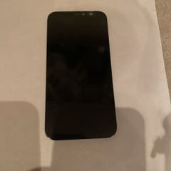 iPhone 13 screen