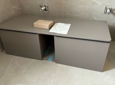 Wall mounted bathroom vanity unit