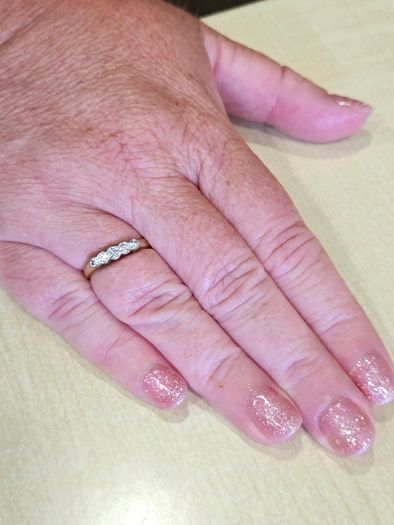 18ct Yellow Gold 5 Stone Diamond Ring