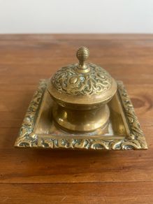 Victorian period ink well