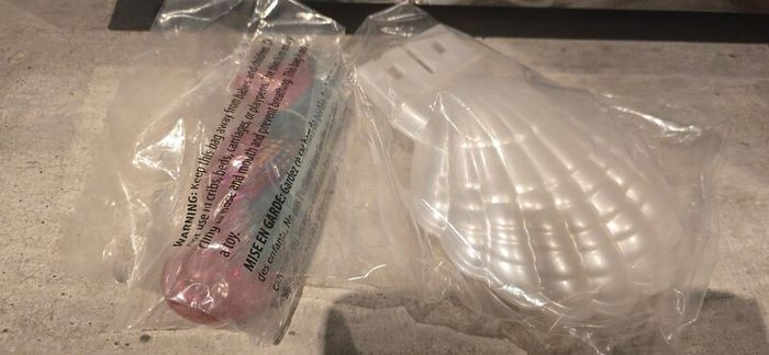HQG1C Sea Rose with a Shell Stand  Seapony Sea Ponies like MLP G1 My Little Pony