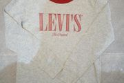 Levi's Boy's long sleeve T-shirt size 10 Y