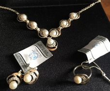 Sterling  silver and 9K gold, fresh water pearls set