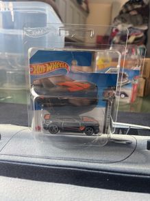 Hot wheels Super Treasure Hunt 2018 Camaro SS STH